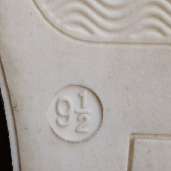 Tinstree Womens Loafer Sneaker Multicolor Slip On Flat Heel Cushioned Sz 9.5 - Picture 9 of 9